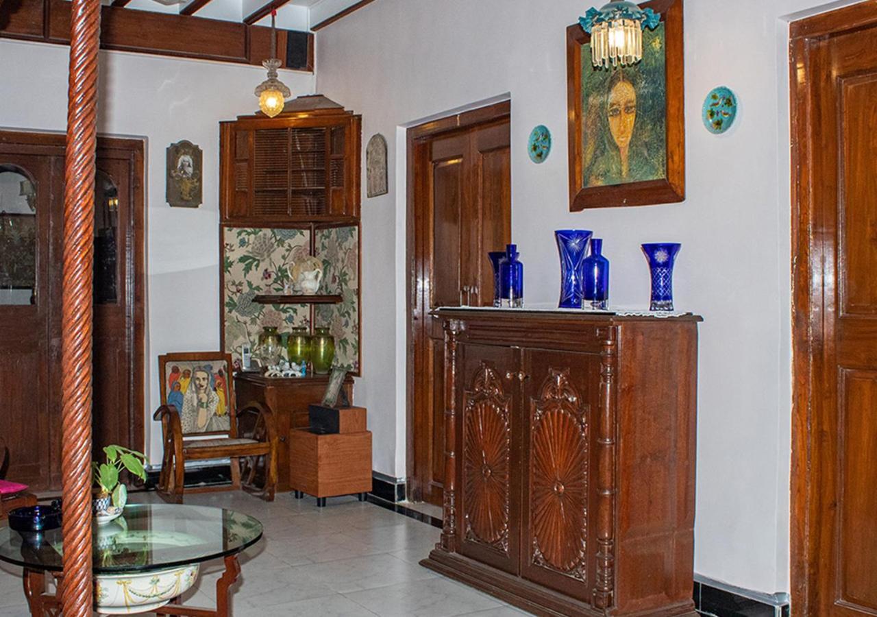 The Ferreiras, Mumbai